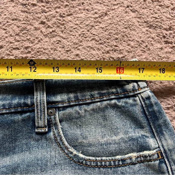 NWT Aerie Cotton Blend Elastic Waist High Waist‎ Cutoff Shorts Women's Size L - Picture 3 of 8